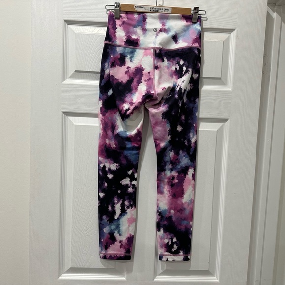 Lululemon High Times Pant in Blooming Pixie Multi size 6 - Picture 4 of 4